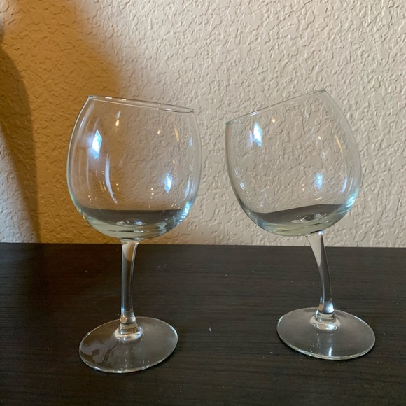 Set of 2 tipsy wine glasses - Picture 6 of 7